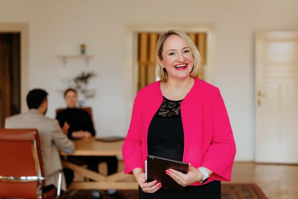 20251027_EvaMariaHill_POST_6511